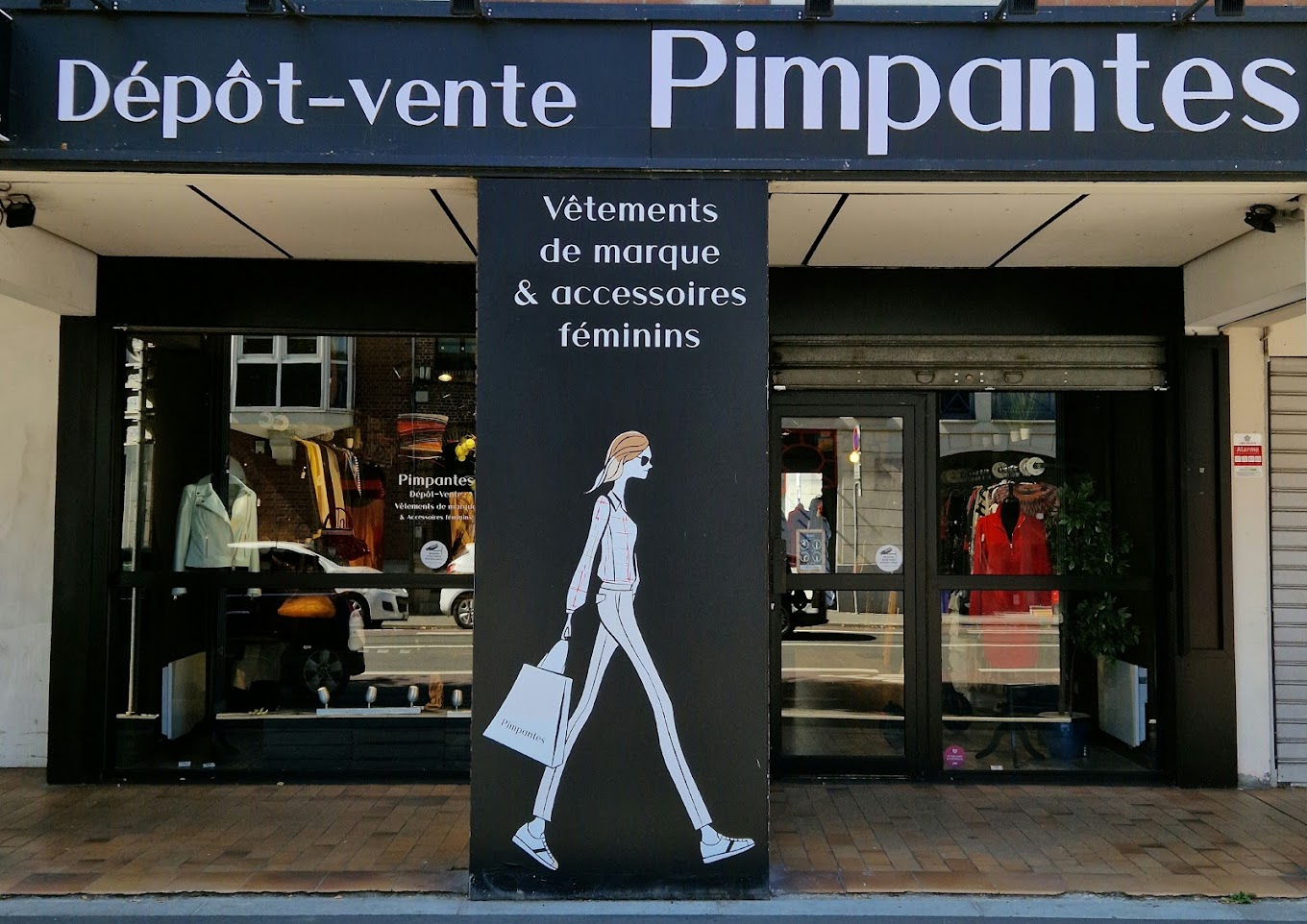 Devanture actuelle de la boutique Pimpantes